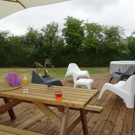 Le Domaine De L'etang Guest house Moncoutant